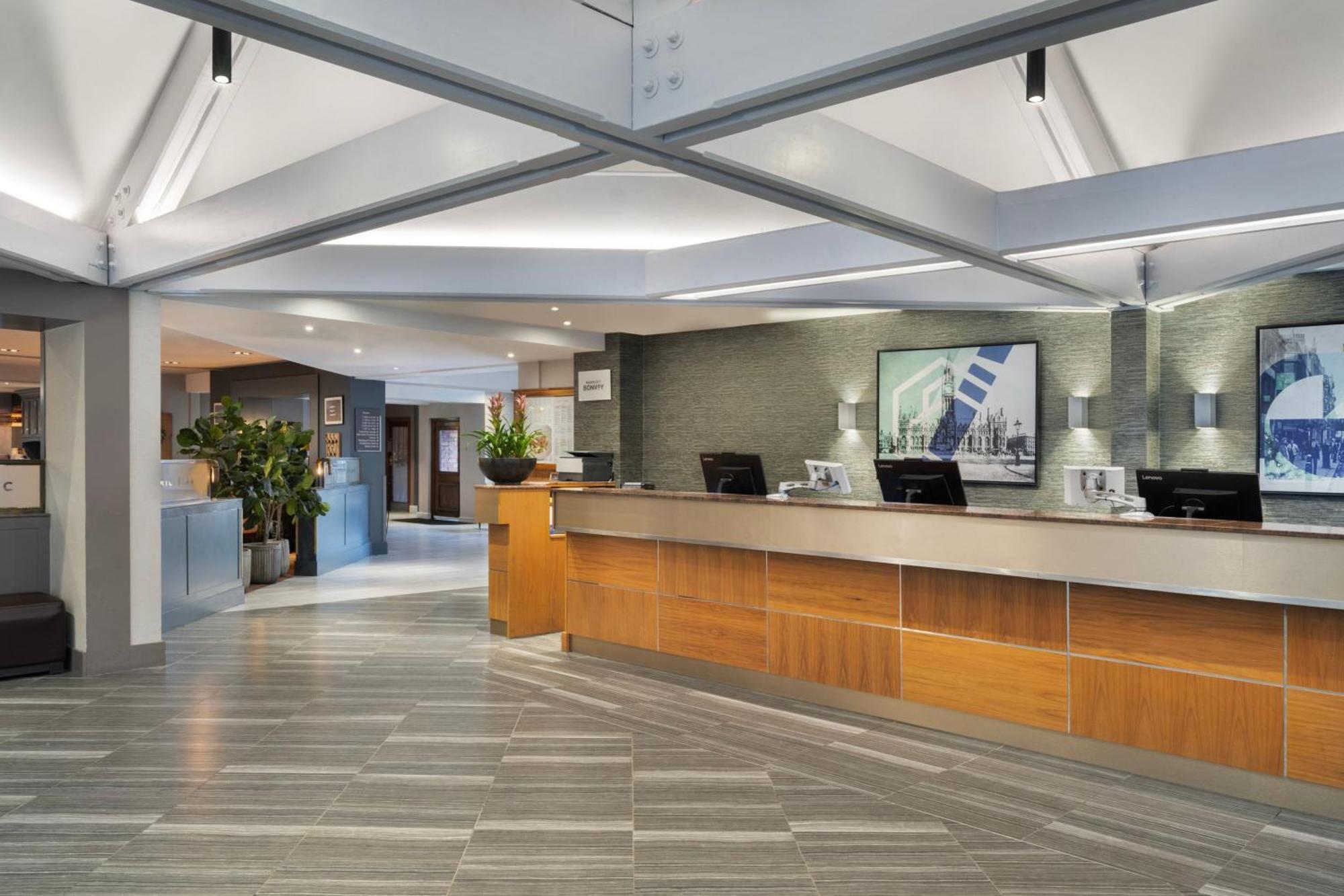 Manchester Airport Marriott Hotel Hale  Exterior foto